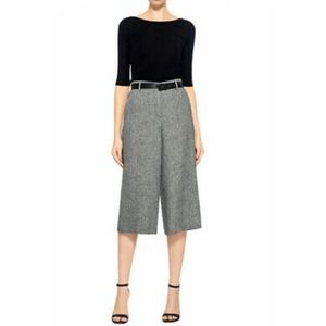 Theory Halientra Crop Flare Linen Pants
Sz 6